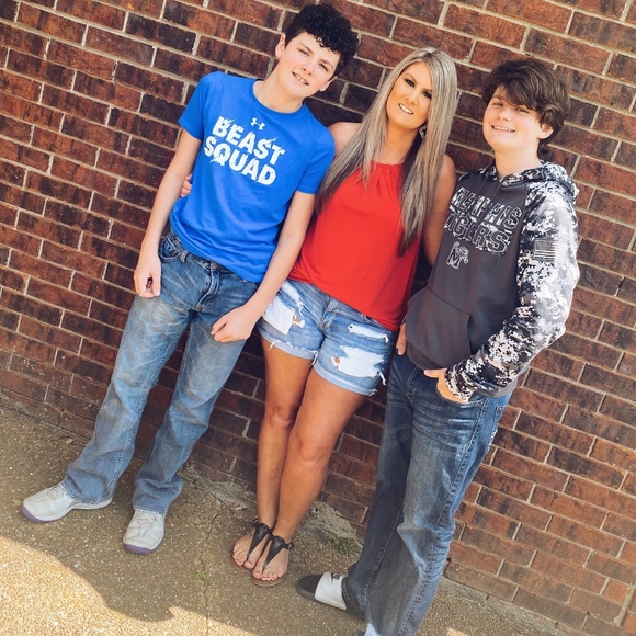 Meet your Posher, Kellen - Picture 1 of 1